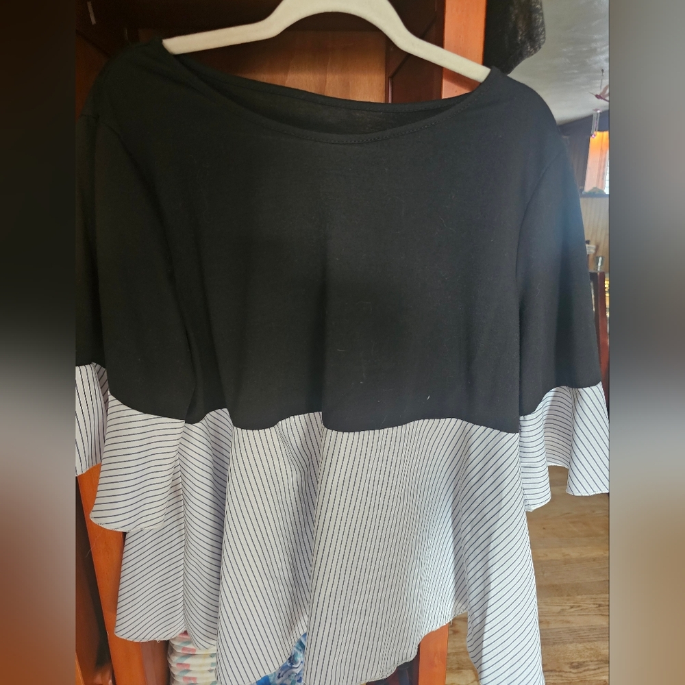 Black and White Striped Women's Top